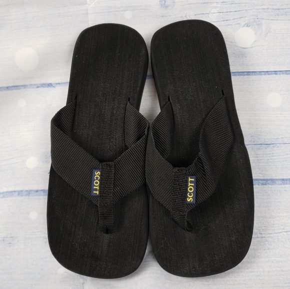 Scott Wahine from Hawaii, New Flipflops.Ladies sz 8. All black easy to rinse off - Picture 1 of 9